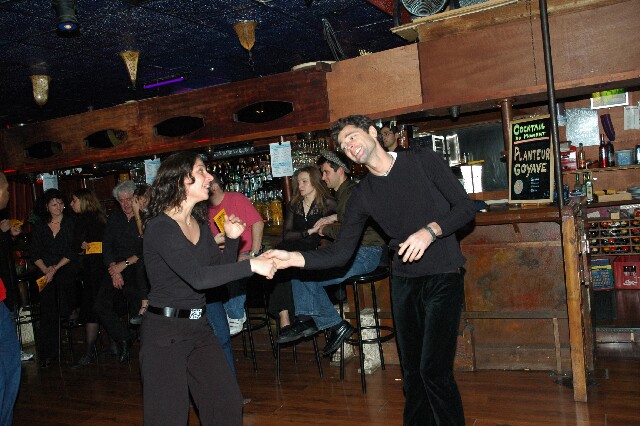 min 2005 12 18 sharkys 083